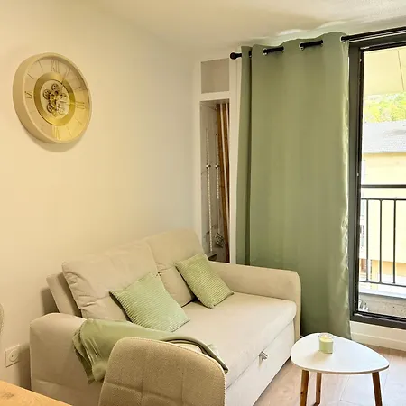 L'emeraude D'ax - Cozy, Modern & Parking Included 아파트